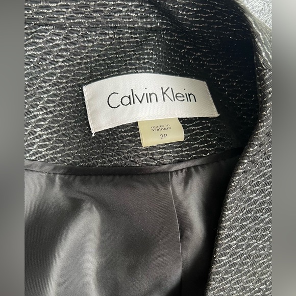 SOLD! Calvin Klein 2 Piece Set Skirt And Jacket Size 2 - Picture 6 of 8